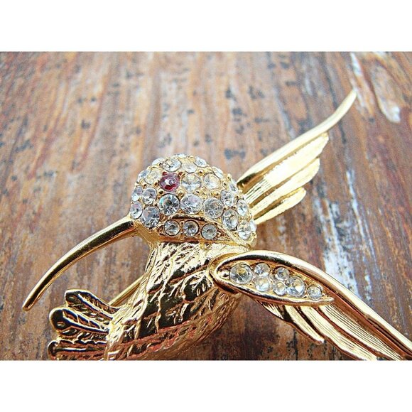 Vintage Hummingbird Brooch Pin Rhinestones Clear Red Crystal Gold Tone 1.75x1.5" - Picture 6 of 12